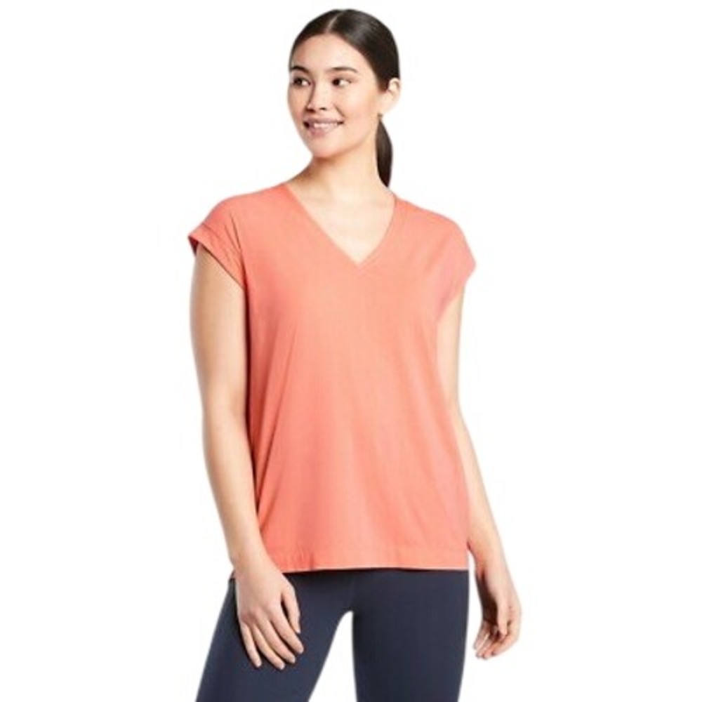 Athleta Avenue Tee Top Island Coral V-Neck Short Sleeve 657842 Womens Medium